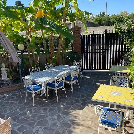 Residence Don Turi Villafranca Tirrena Buitenkant foto